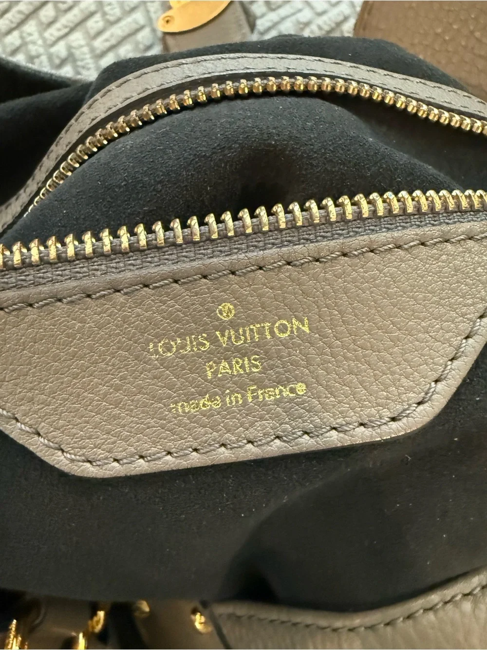 Louis Vuitton XL Mahina Gray/Gris Leather handbag 2008 Marc Jacob’s collection